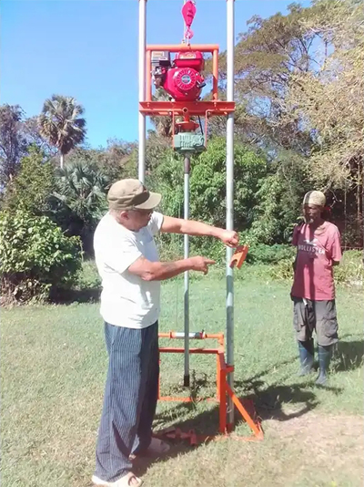 Mini Máquina Borewell